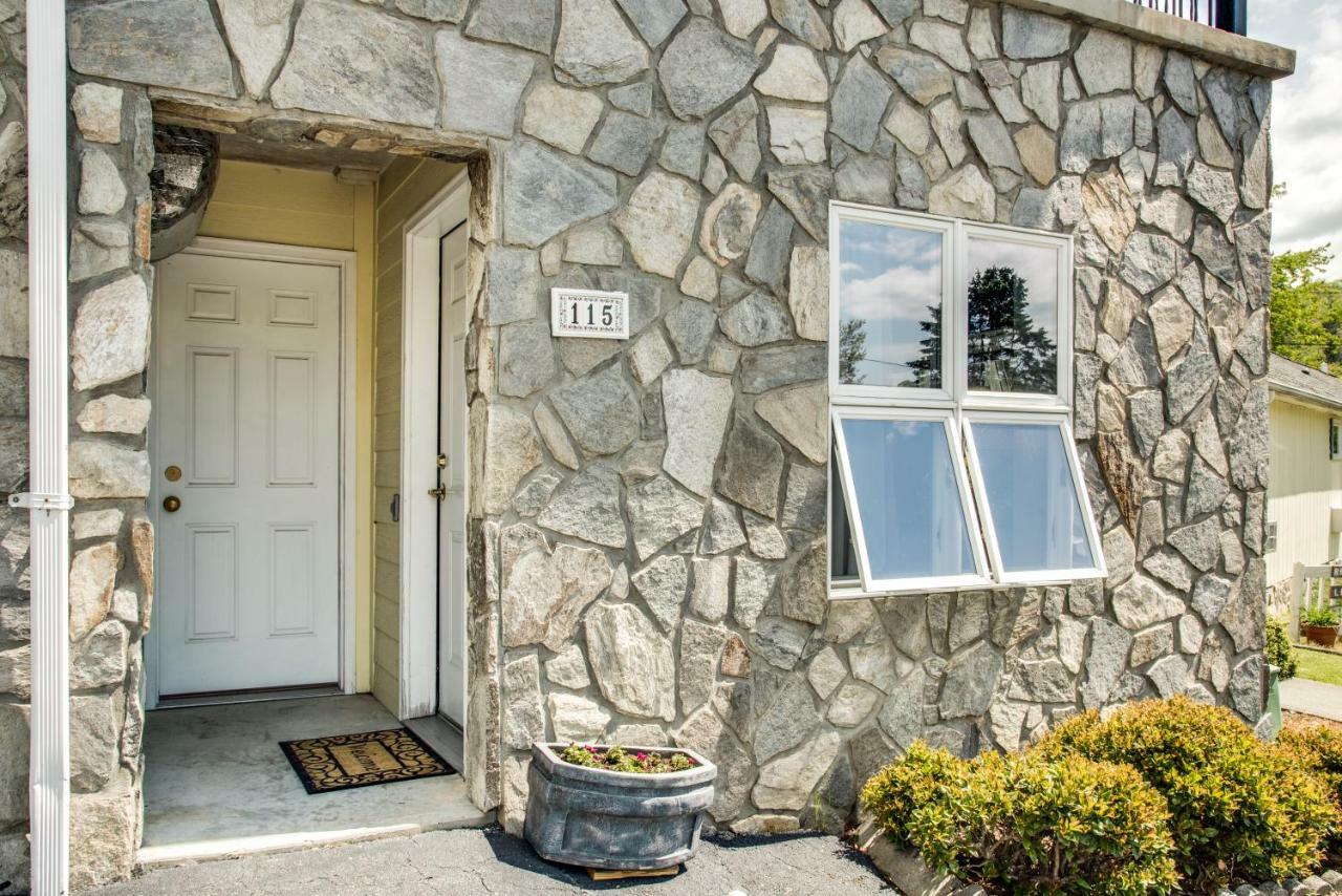 Boxwood Lodge Blowing Rock Near Boone-University Exterior photo