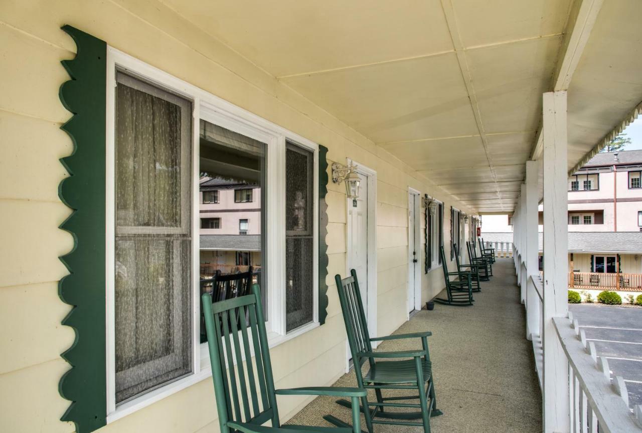 Boxwood Lodge Blowing Rock Near Boone-University Exterior photo