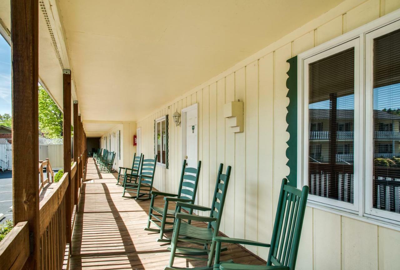 Boxwood Lodge Blowing Rock Near Boone-University Exterior photo