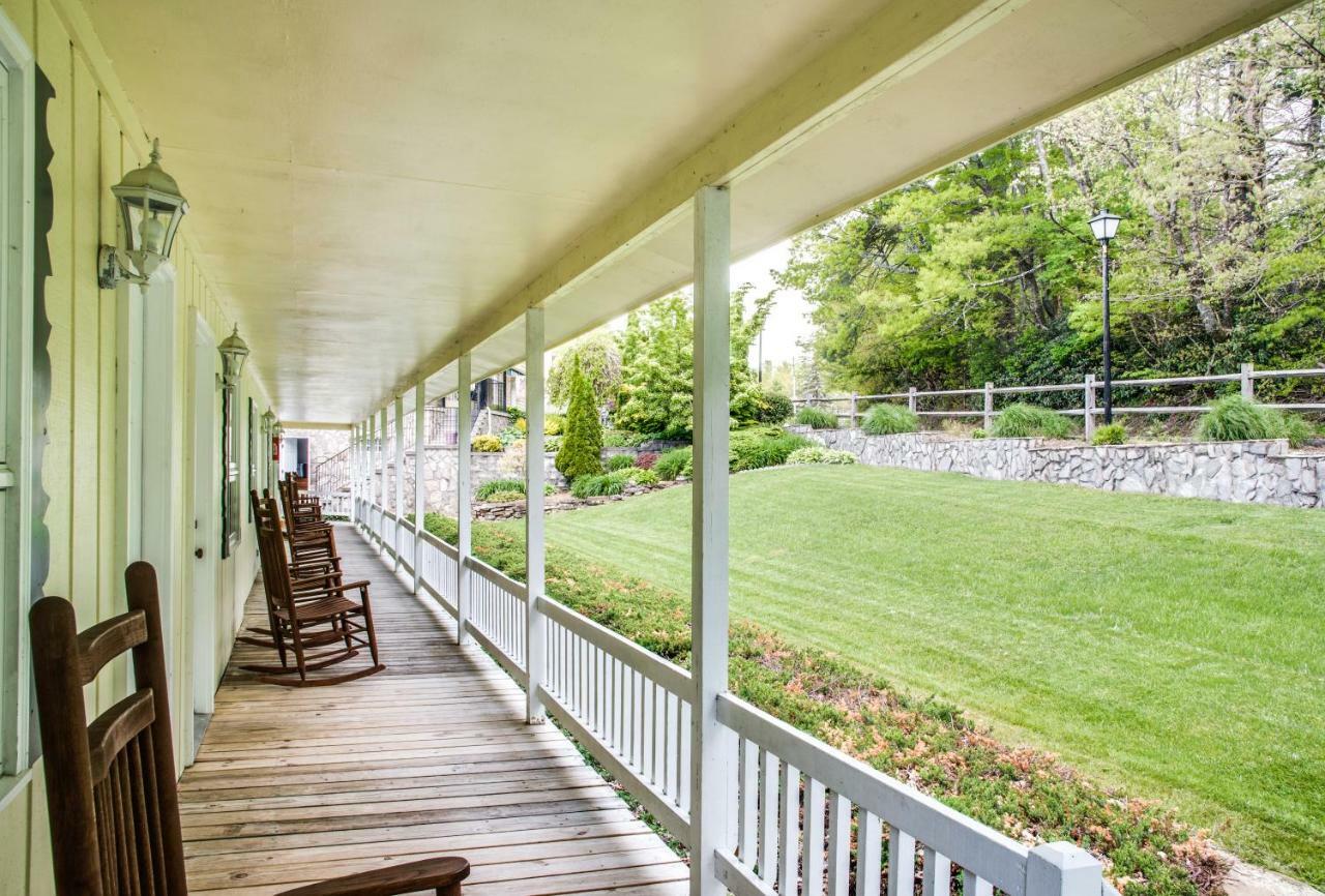 Boxwood Lodge Blowing Rock Near Boone-University Exterior photo