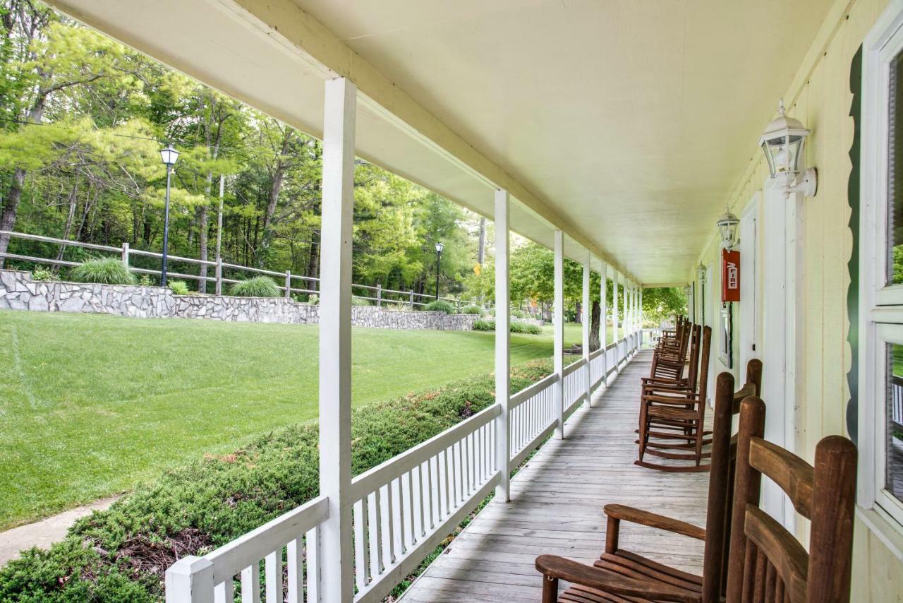 Boxwood Lodge Blowing Rock Near Boone-University Exterior photo
